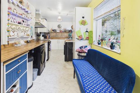3 bedroom terraced house for sale, Cross Street, Camborne, Near all amenities