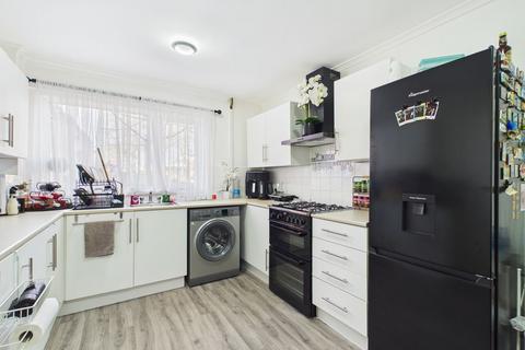 3 bedroom end of terrace house for sale, Burtondale, Telford TF3