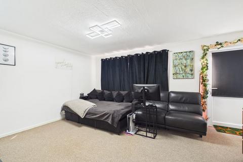 3 bedroom end of terrace house for sale, Burtondale, Telford TF3