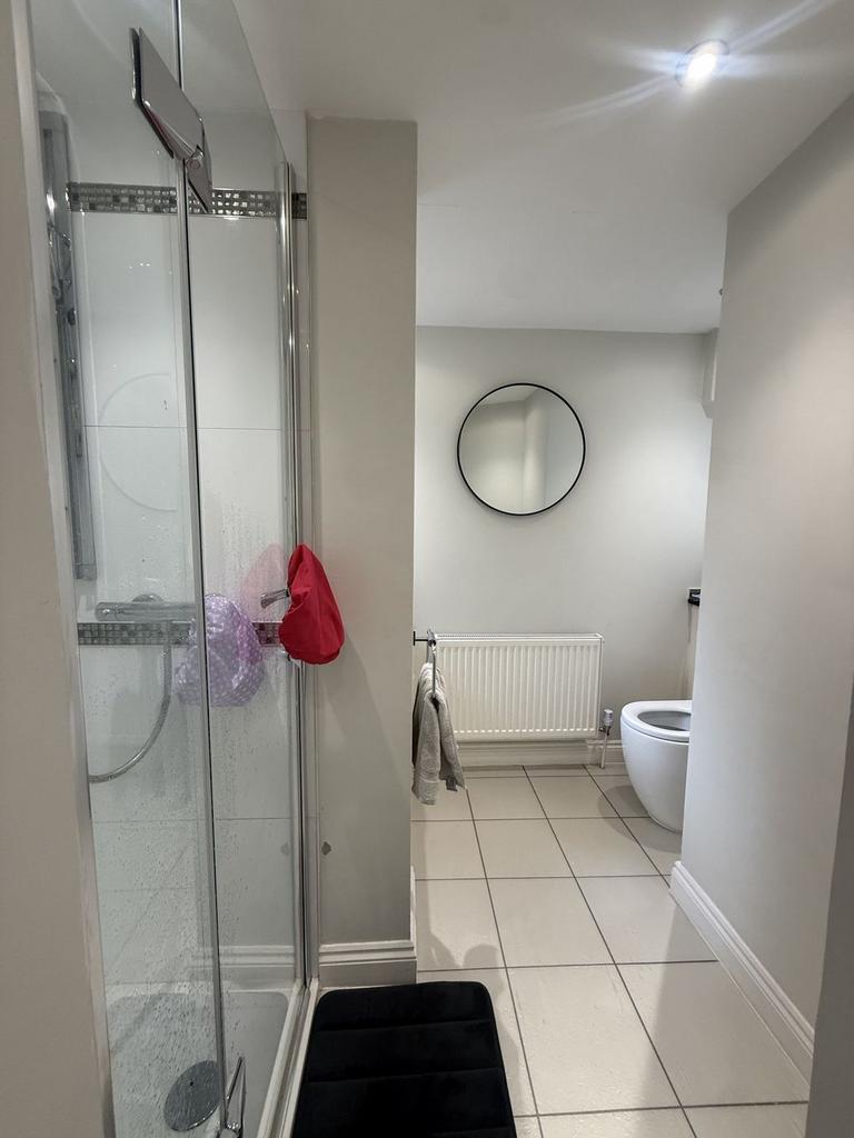 GF Bathroom