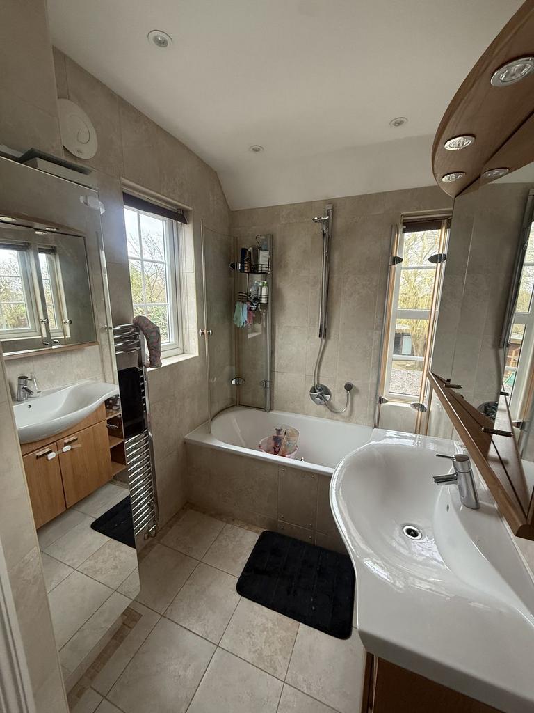 FF Bathroom