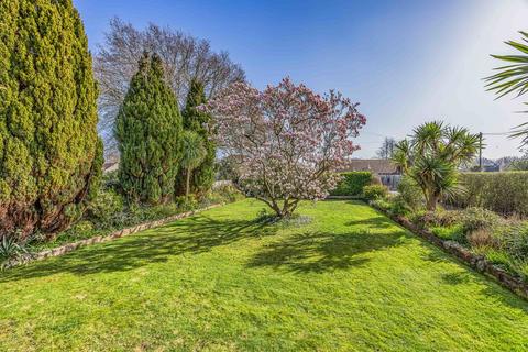 undefined, Salthill Road, Fishbourne
