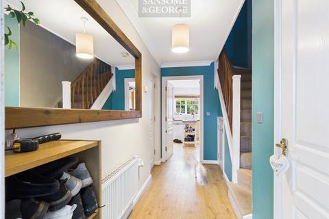 undefined, Bronze Close, Beggarwood, Basingstoke, Hampshire, RG22