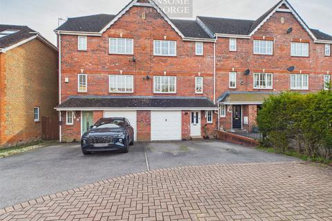 undefined, Bronze Close, Beggarwood, Basingstoke, Hampshire, RG22