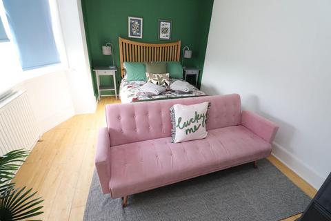 2 bedroom apartment to rent, Portchester Road, Bournemouth BH8