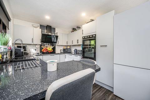 2 bedroom detached bungalow for sale, Dunrobin Road, Kirkcaldy