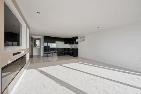 undefined, 73 Chaddesley Glen, Poole BH13