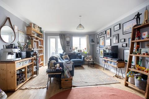 2 bedroom terraced house for sale, Bicknor Drive, Cheltenham GL52