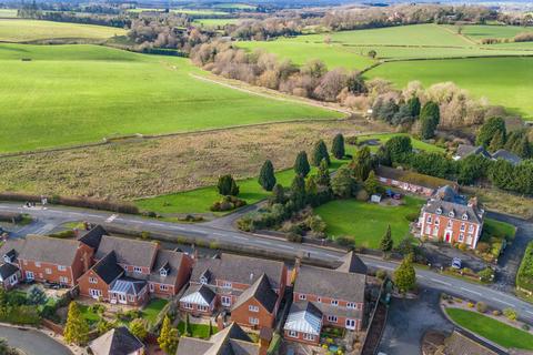 5 bedroom detached house for sale, 2 Drayton Grove, Belbroughton DY9