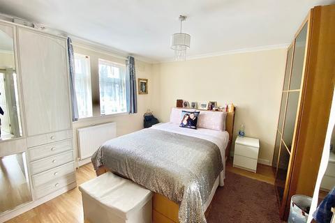 undefined, Arrowsmith Road, Chigwell, IG7