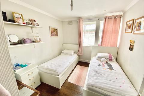 undefined, Arrowsmith Road, Chigwell, IG7