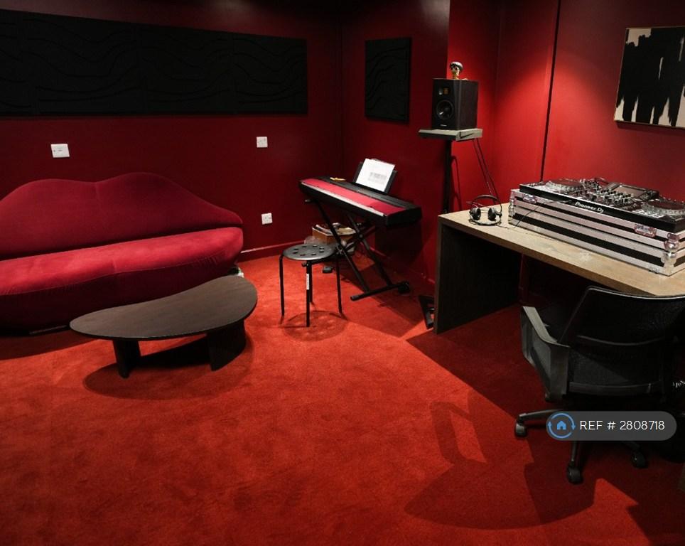 Creative Studio