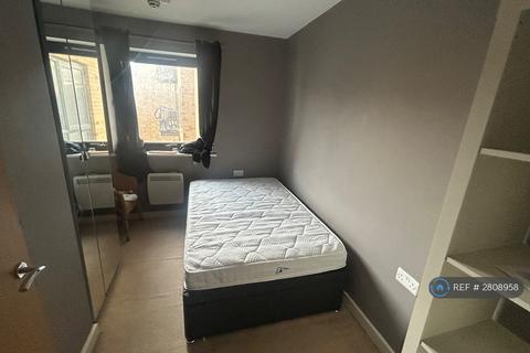 2 bedroom flat to rent, Thomas Fyre Drive, London, E3