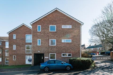 undefined, Epping Close, Reading, RG1
