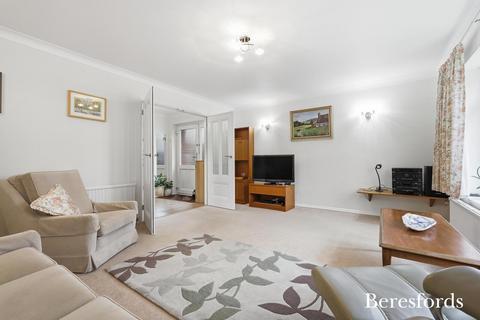 4 bedroom detached house for sale, Plough Rise, Upminster, RM14