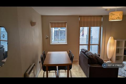 2 bedroom flat to rent, The Garden House, Manchester, M4