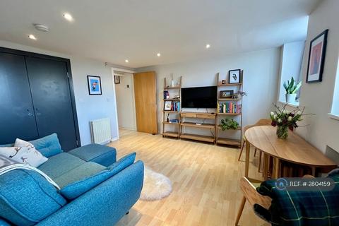 undefined, Giles St, Edinburgh, EH6