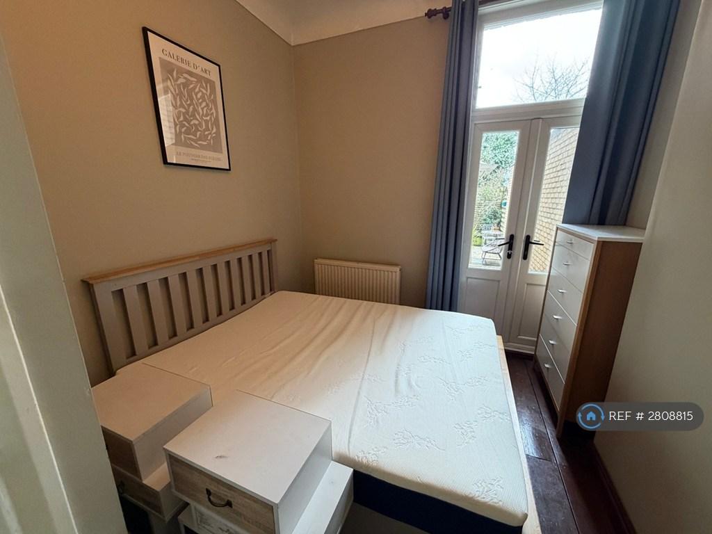 2nd Bedroom