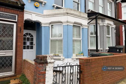 undefined, Umfreville Road, London, N4