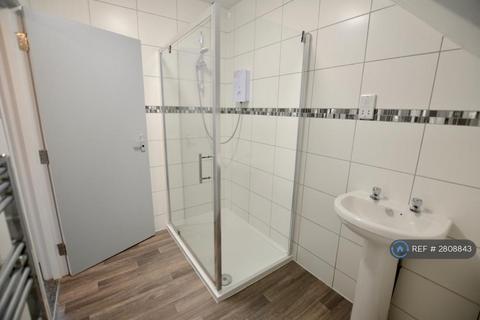 2 bedroom flat to rent, Christchurch Road, Bournemouth, BH7