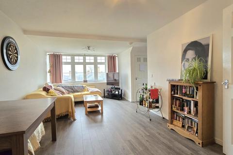 undefined, St. Crispin Drive, Northampton NN5