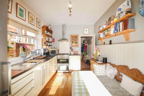 3 bedroom terraced house for sale, Broadway, Abington, Northampton NN1