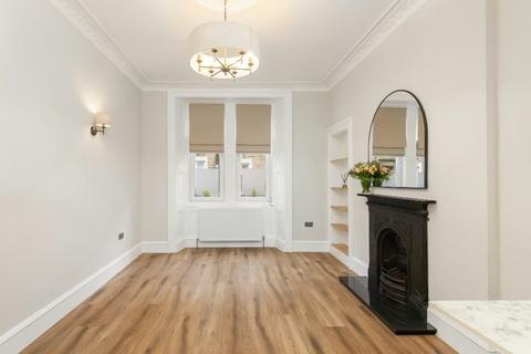 2 bedroom flat to rent, Dalgety Avenue, Edinburgh, Midlothian, EH7