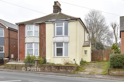 3 bedroom semi-detached house for sale, Fairlee Road, Newport PO30