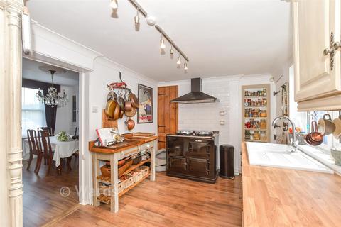 undefined, London Road, Faversham, Kent