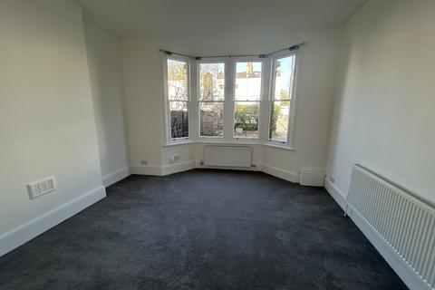 1 bedroom flat to rent, Park Hall Road, London SE21