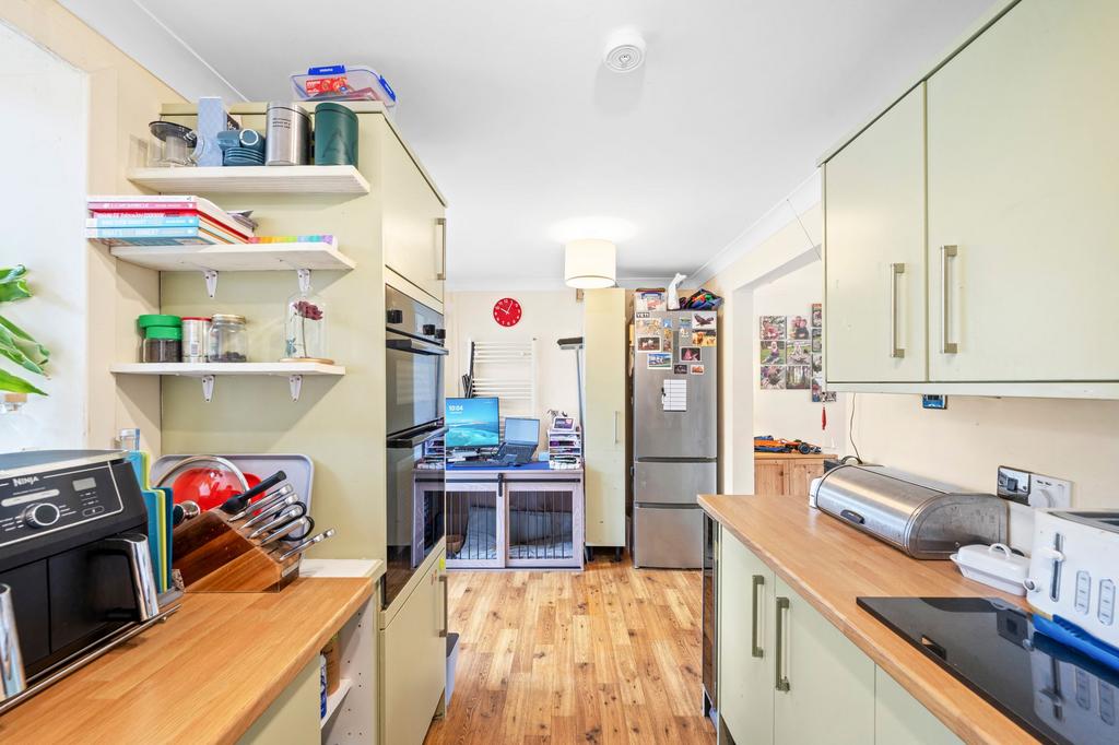 Fitted Kitchen