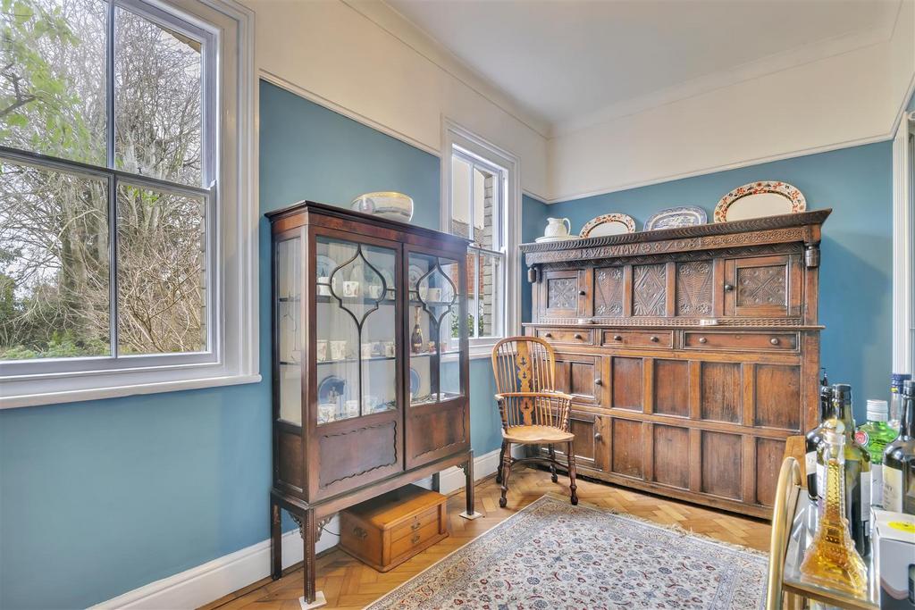 Ground Floor Bedroom/Reception Room
