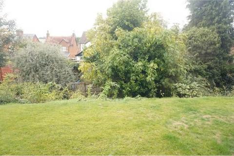 undefined, Groves Close, Bourne End, SL8