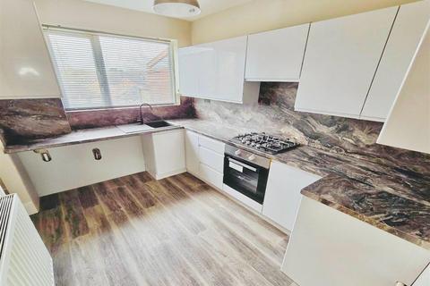 3 bedroom terraced house for sale, Trelawn Close, Sherwood, Nottingham, NG5 4DG