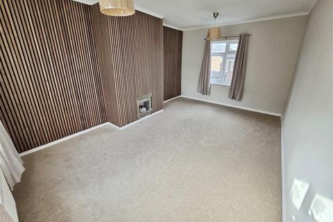 3 bedroom terraced house for sale, Trelawn Close, Sherwood, Nottingham, NG5 4DG