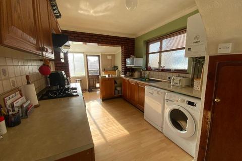 undefined, Elm Park, Hornchurch RM12