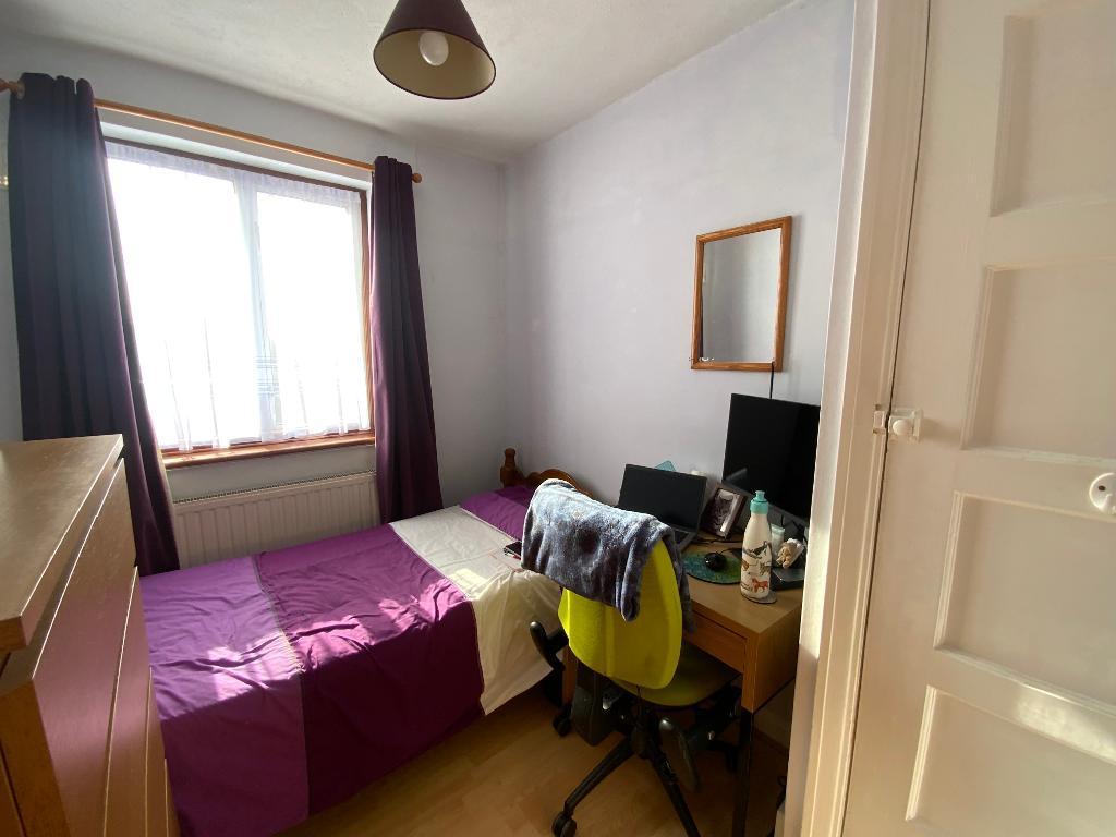 BEDROOM THREE 9'3 x 7'2