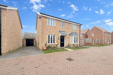 undefined, Saltburn Turn, Houghton Regis, Bedfordshire, LU5 6QT
