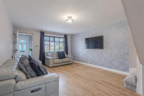 undefined, Maccabe Gardens, Lennoxtown, G66 7BH
