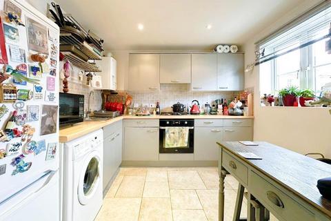 4 bedroom semi-detached house for sale, Osmund Road, Devizes, SN10 3GD