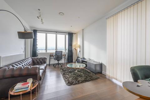 2 bedroom flat to rent, Baillie Apartments, Gallions Reach, London, E16