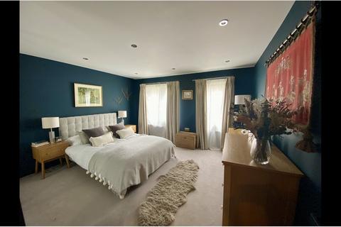 2 bedroom flat for sale, Henry Road, London, SW9