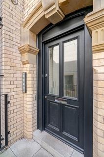 1 bedroom flat for sale, Edge Lane, Manchester M21