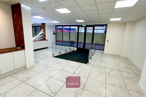 Retail property (high street) to rent, 4 Victoria St Derby DE1 1EQ