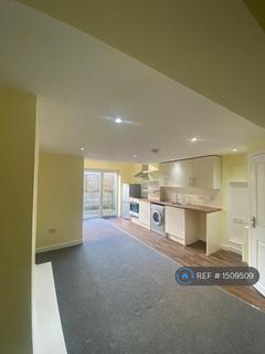 Studio to rent, West Steet, Banbury, OX16