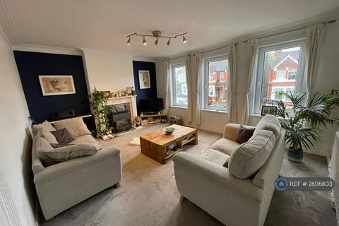 2 bedroom flat to rent, Penge, London, SE20