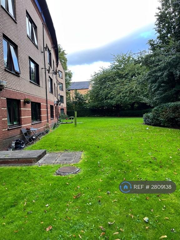Rear Communal Gardens