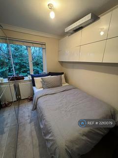 2 bedroom flat to rent, Bunning Way, London, N7