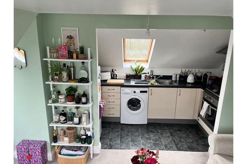 1 bedroom flat to rent, Beresford Road, London, E17