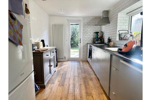 2 bedroom terraced house to rent, Cann Hall Road, London, E11
